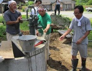 森と暮らしの学校　井戸掘り