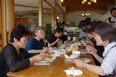 アスパラガス試食会の様子